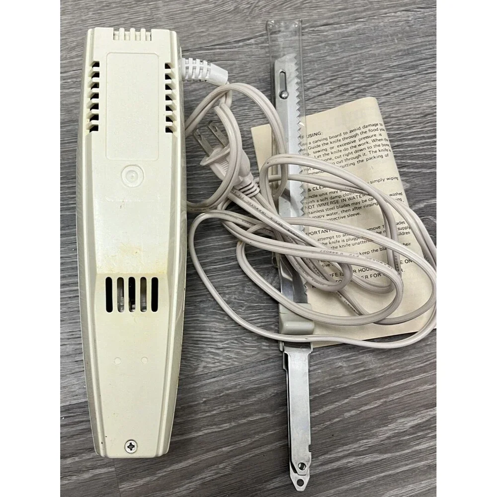 Vintage Woolworth Electric Carving Knife Stainless Steel 2‎ Blades Original Box